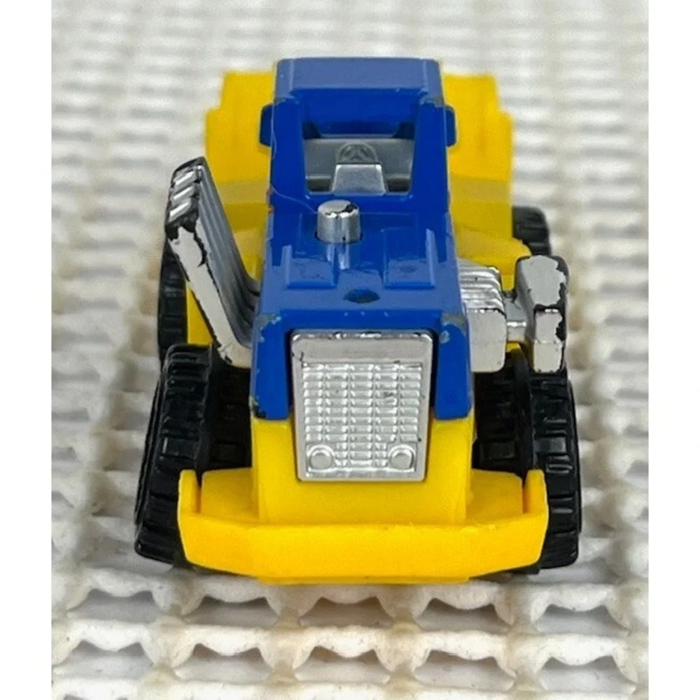 Hot Wheels Wheel Loader yellow with blue w/flames‎ 1979 EUC
